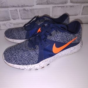 Nike 6 mesh running shoe
